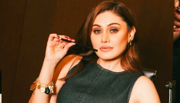 سدا جوان رہنے کے جنون میں مبتلا شیفالی جریوالا نے زندگی کے آخری 30 منٹ کیسے گزارے؟