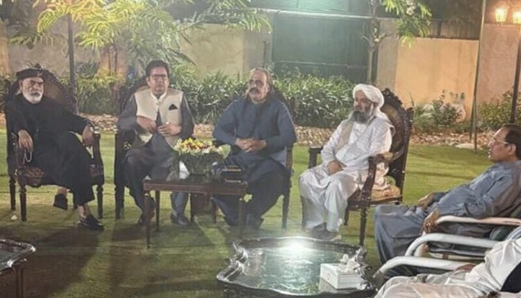 علی امین گنڈاپور اور ناراض رہنماؤں میں مذاکرات ناکام